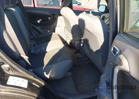 2003 Toyota Rav4 Base (A4) z USA, uszkodzony, nr VIN JTEGH20V430093166